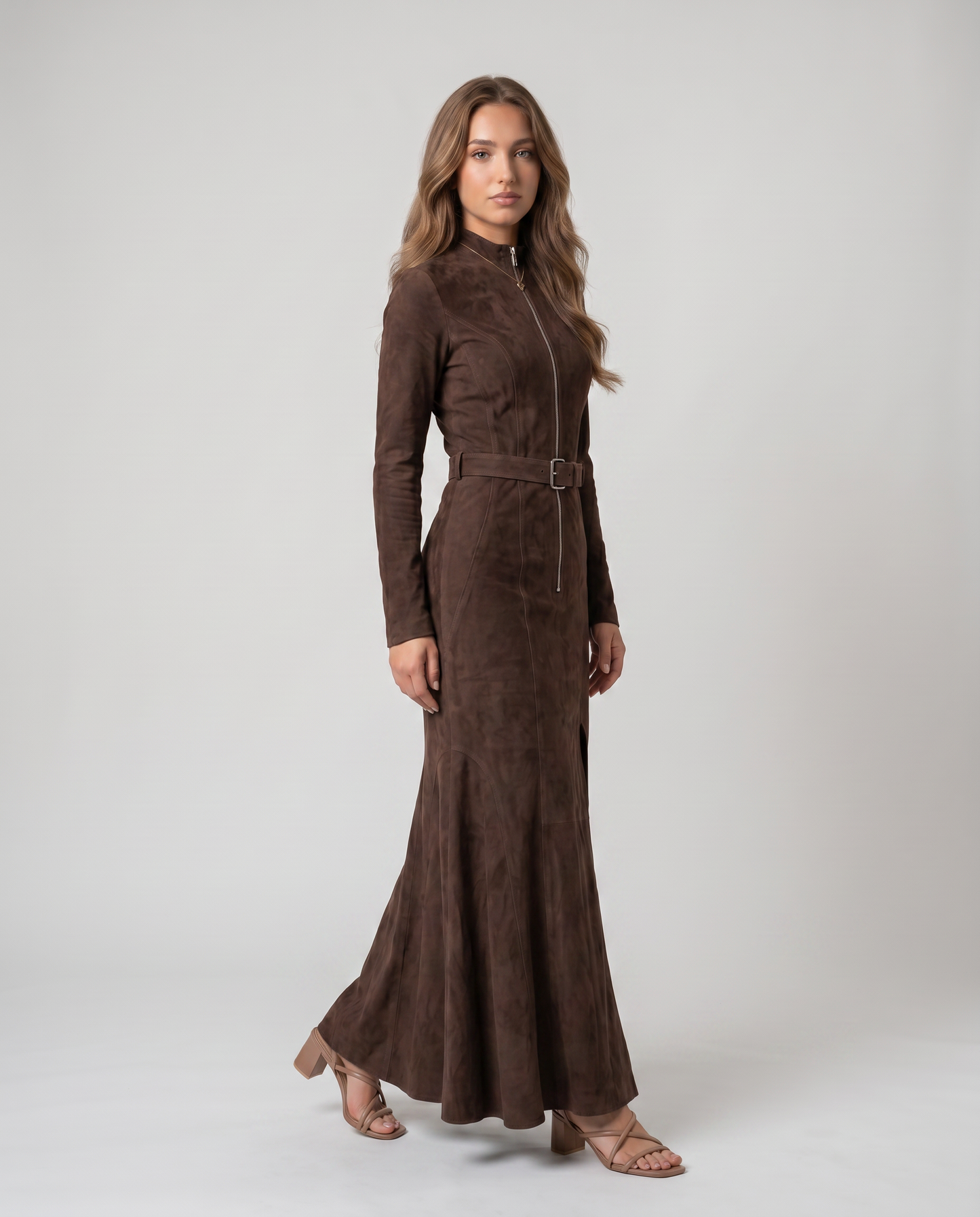 ALMA-Vestido largo marrón con cinturón