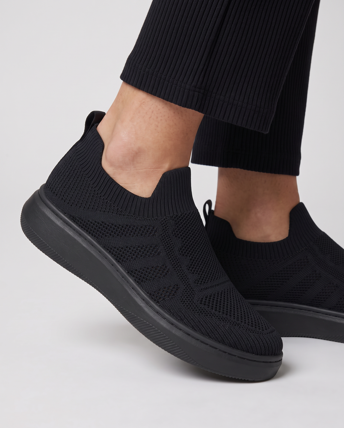 Nerea- Zapatillas cómodas de mujer