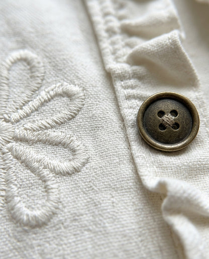 EMILIA -Chaqueta Bordada Marfil con Volantes