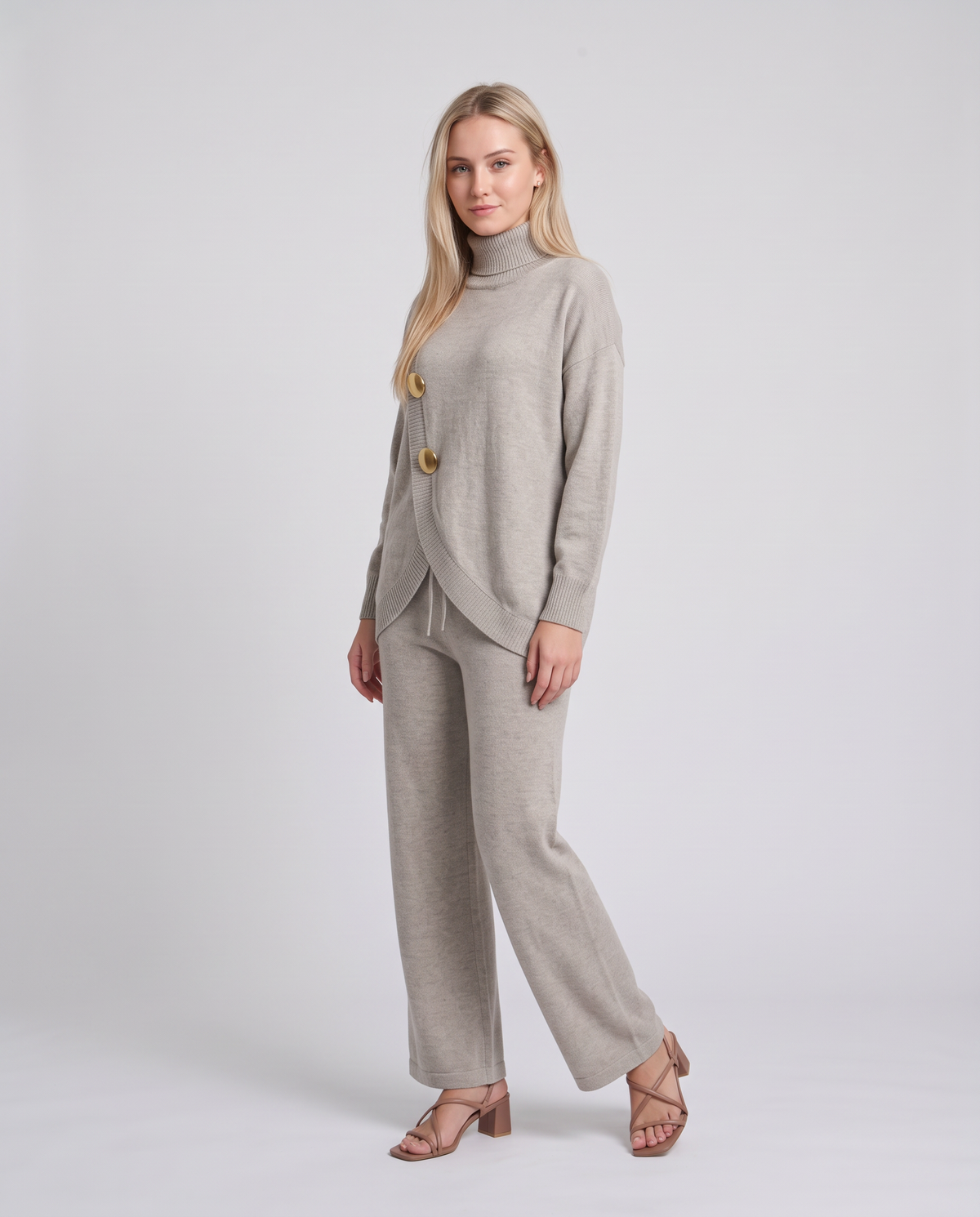 NOA- Conjunto de punto: jersey cuello alto y pantalón ancho
