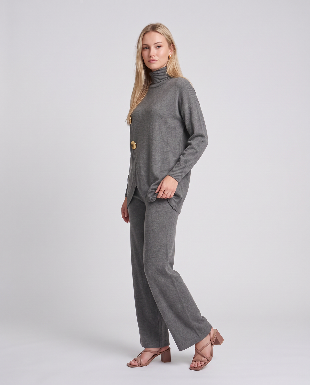 NOA- Conjunto de punto: jersey cuello alto y pantalón ancho