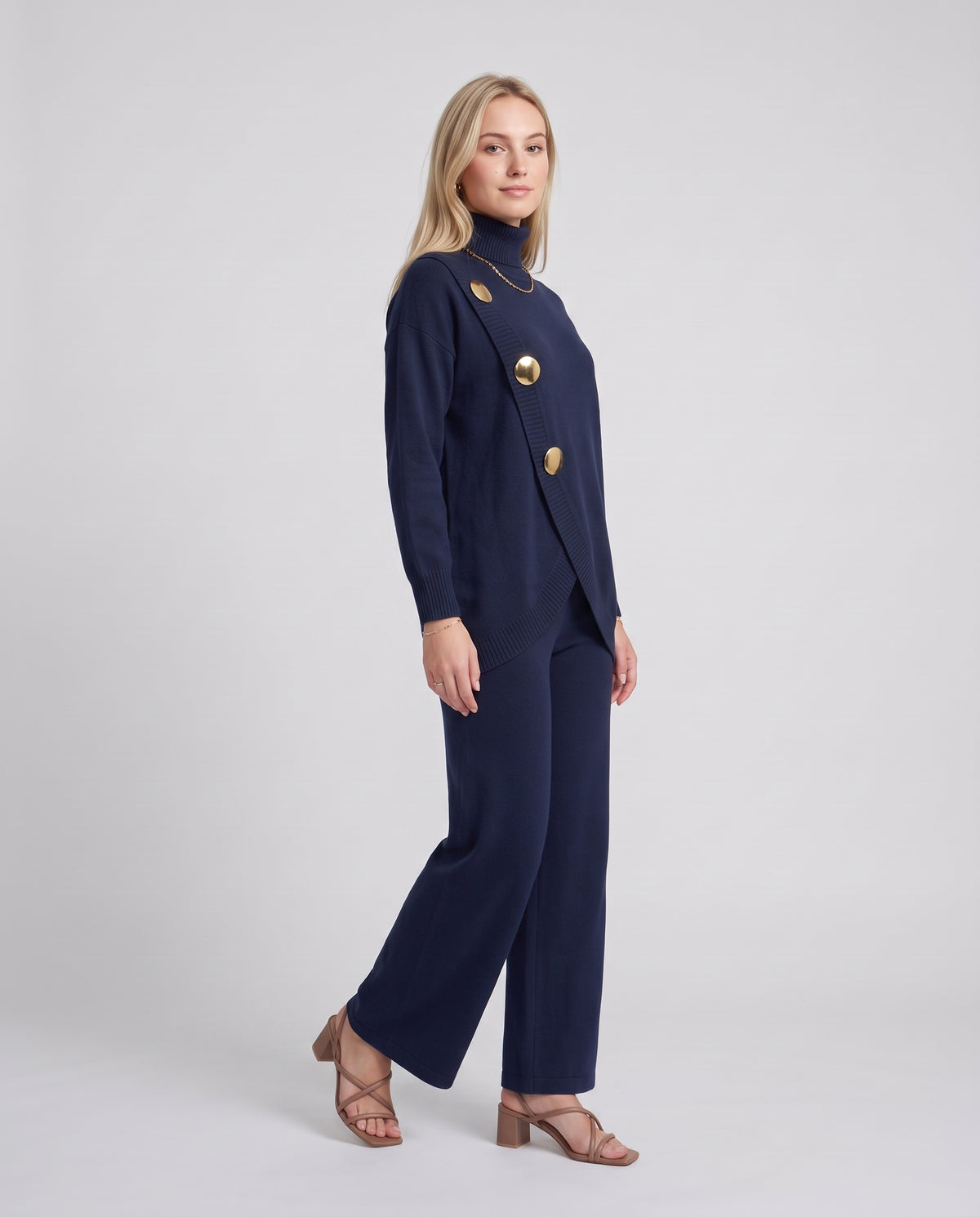 NOA- Conjunto de punto: jersey cuello alto y pantalón ancho